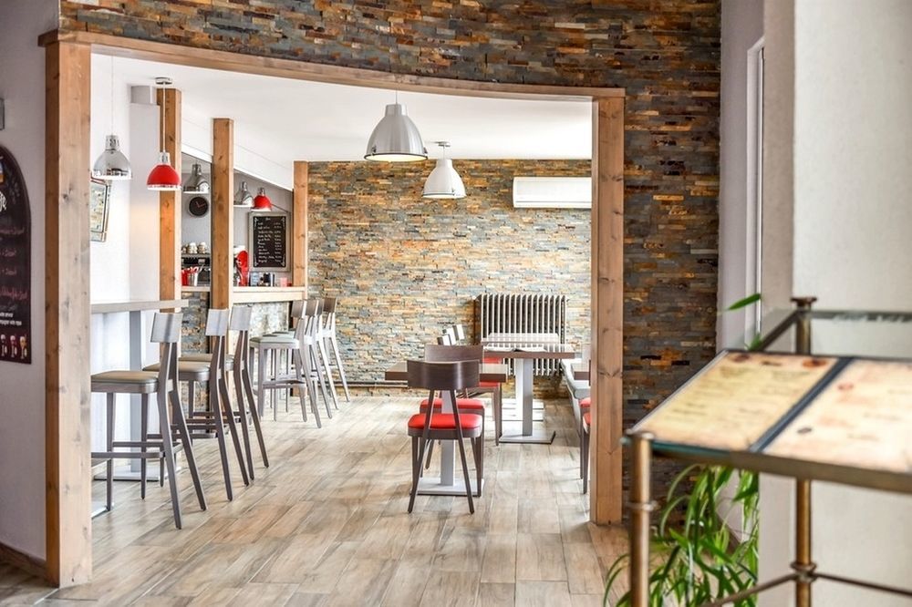 Logis Hotel Restaurant Mar I Sol Saint-Cyprien  Exterior photo